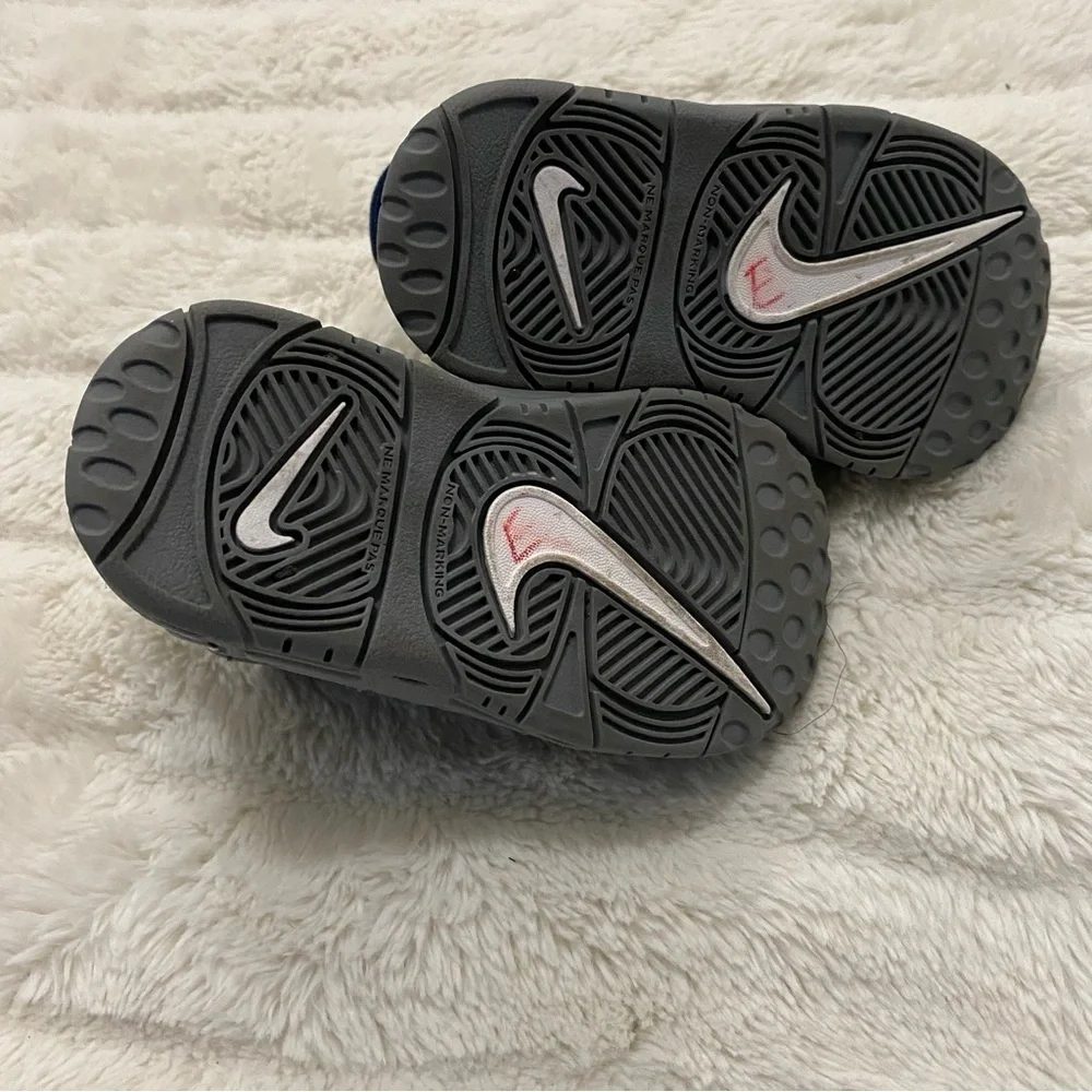 Nike Air More Uptempo Kids Navy and Gray Sneakers Size 5c